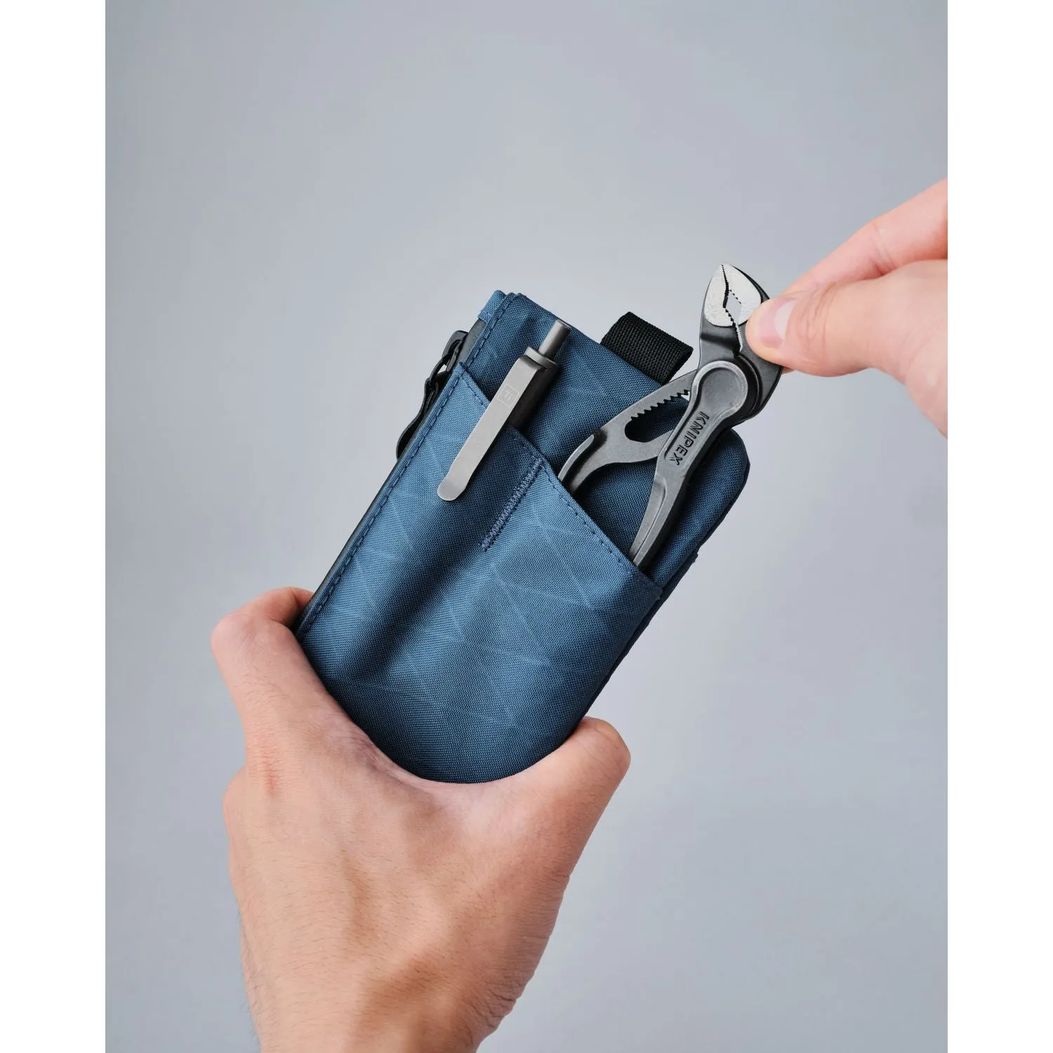 ALPAKA Zip Pouch Pro