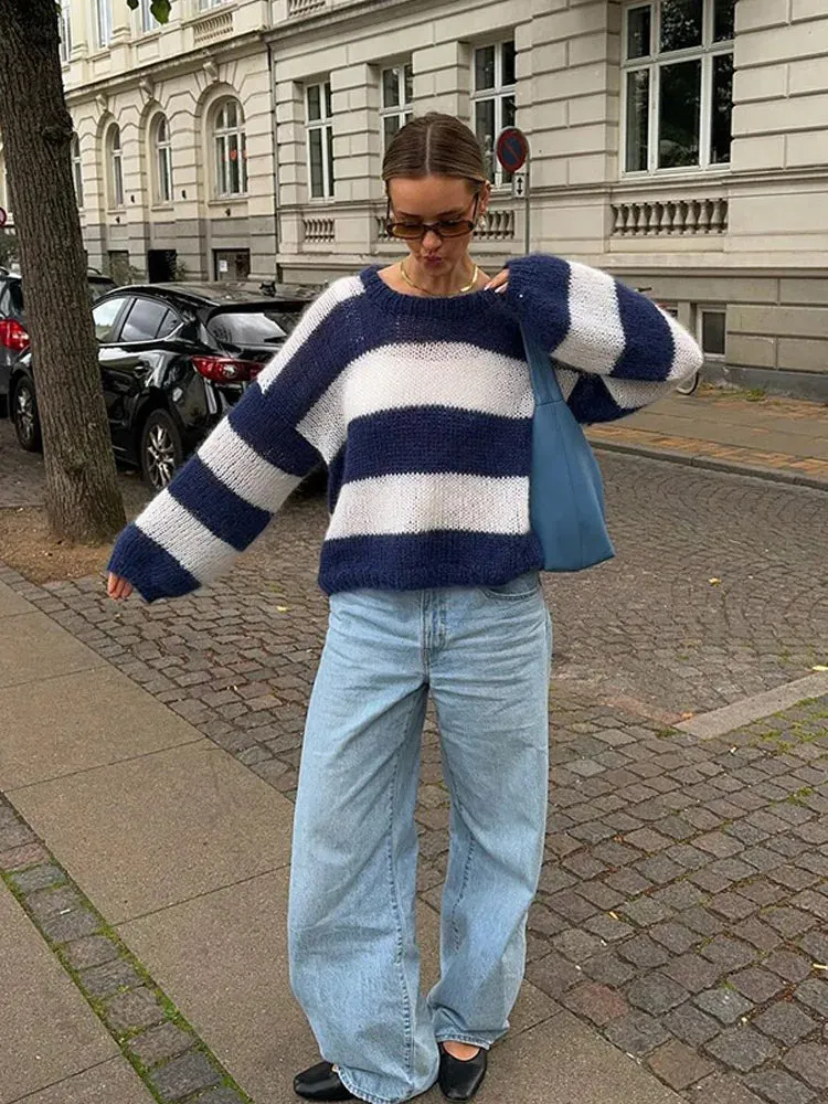 Blue And White Striped Knitted Pullovers Women Casual Long Sleeve Round Neck Sweater