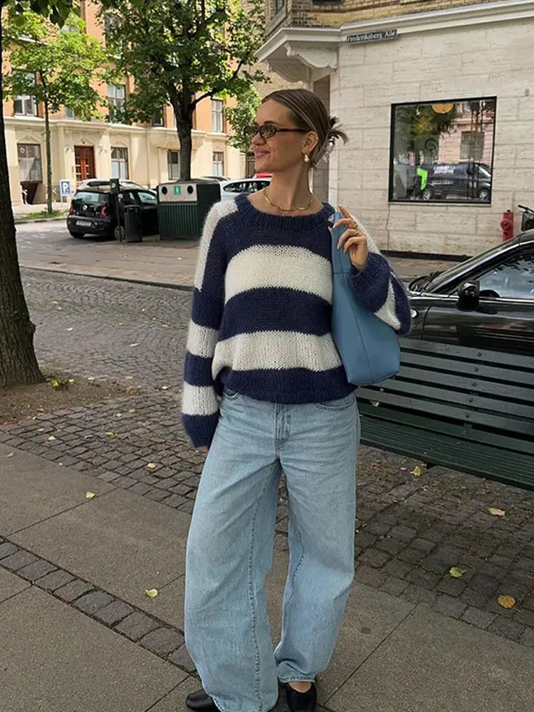 Blue And White Striped Knitted Pullovers Women Casual Long Sleeve Round Neck Sweater