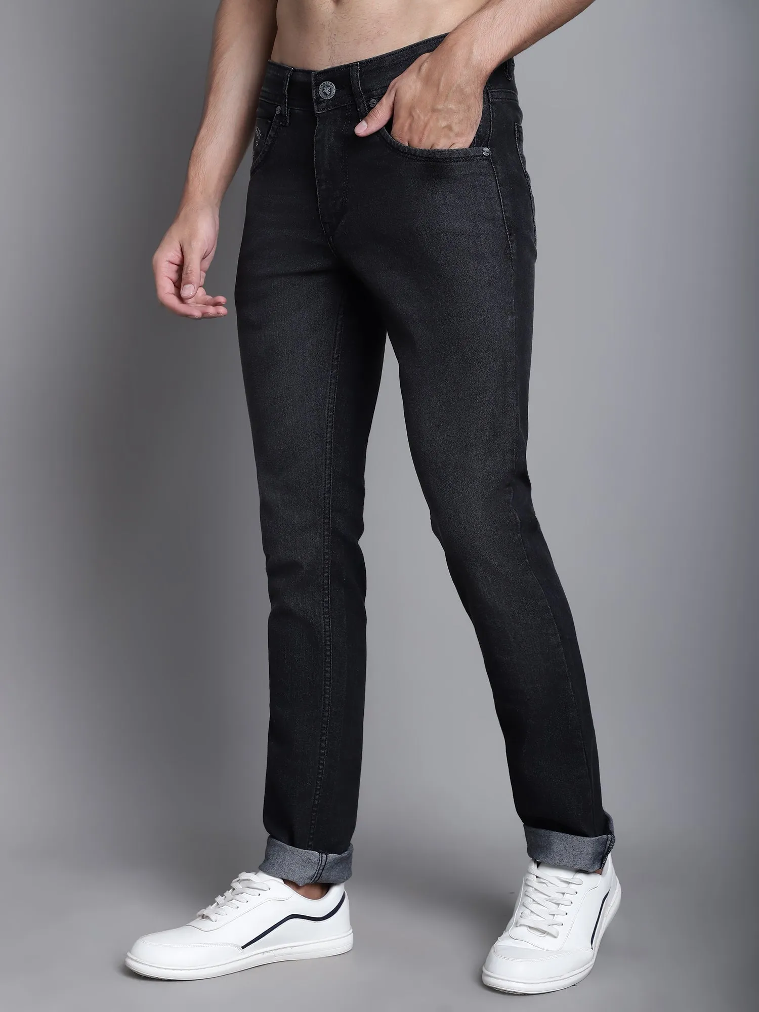 Cantabil Black Solid Cotton Polyester Denim Flat Front Mid Rise Full Length Regular Fit Casual Jeans For Men