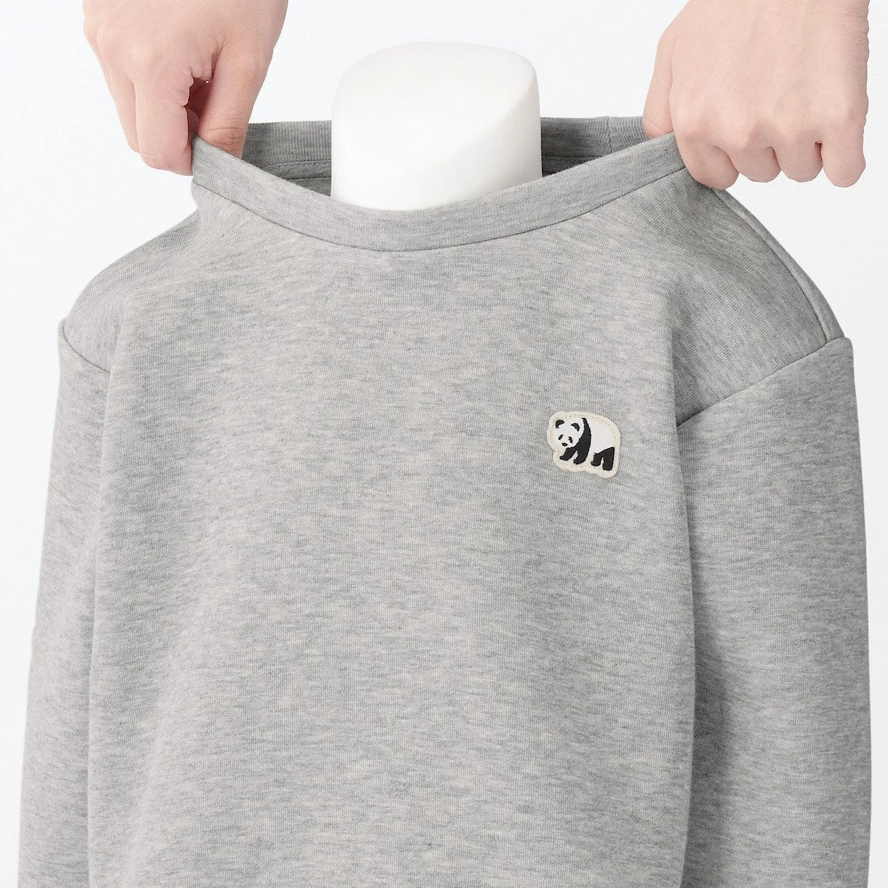 Double Knitted Embroidered Sweatshirt (1-4Y)