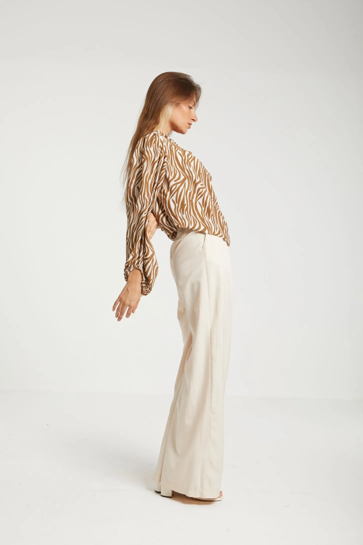 DRAPED CHIFFON TOP - BEIGE