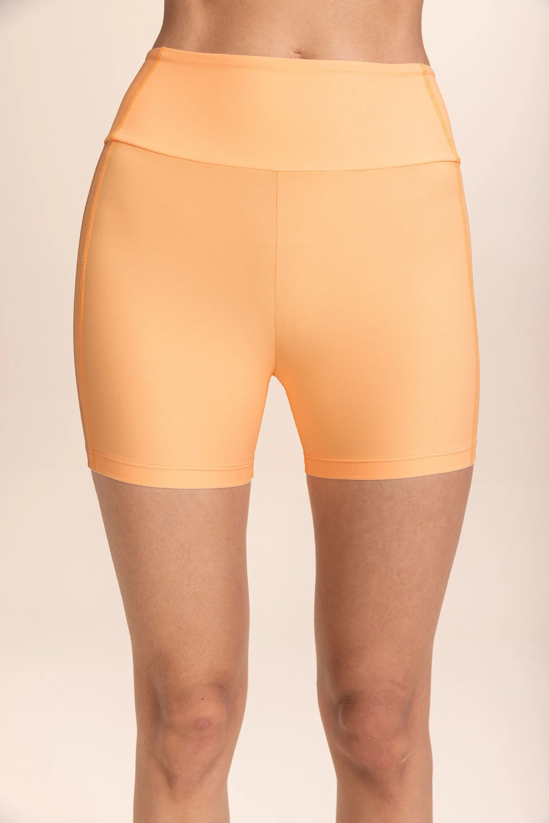 Dynamic Mat Shorts