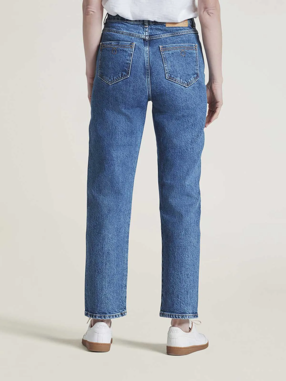 Essential Organic Cotton Straight Jeans