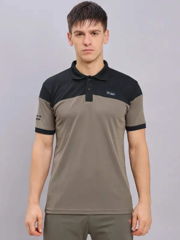 Men Colorblock Slim Fit Polo T-shirt with TECHNO DRY