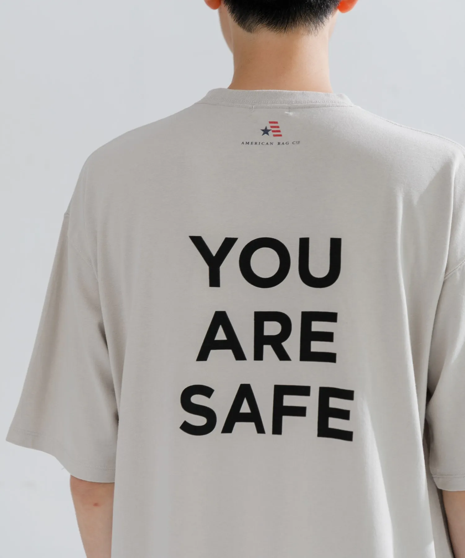 【MEN , WOMEN】YOU ARE SAFE HERE. TEE