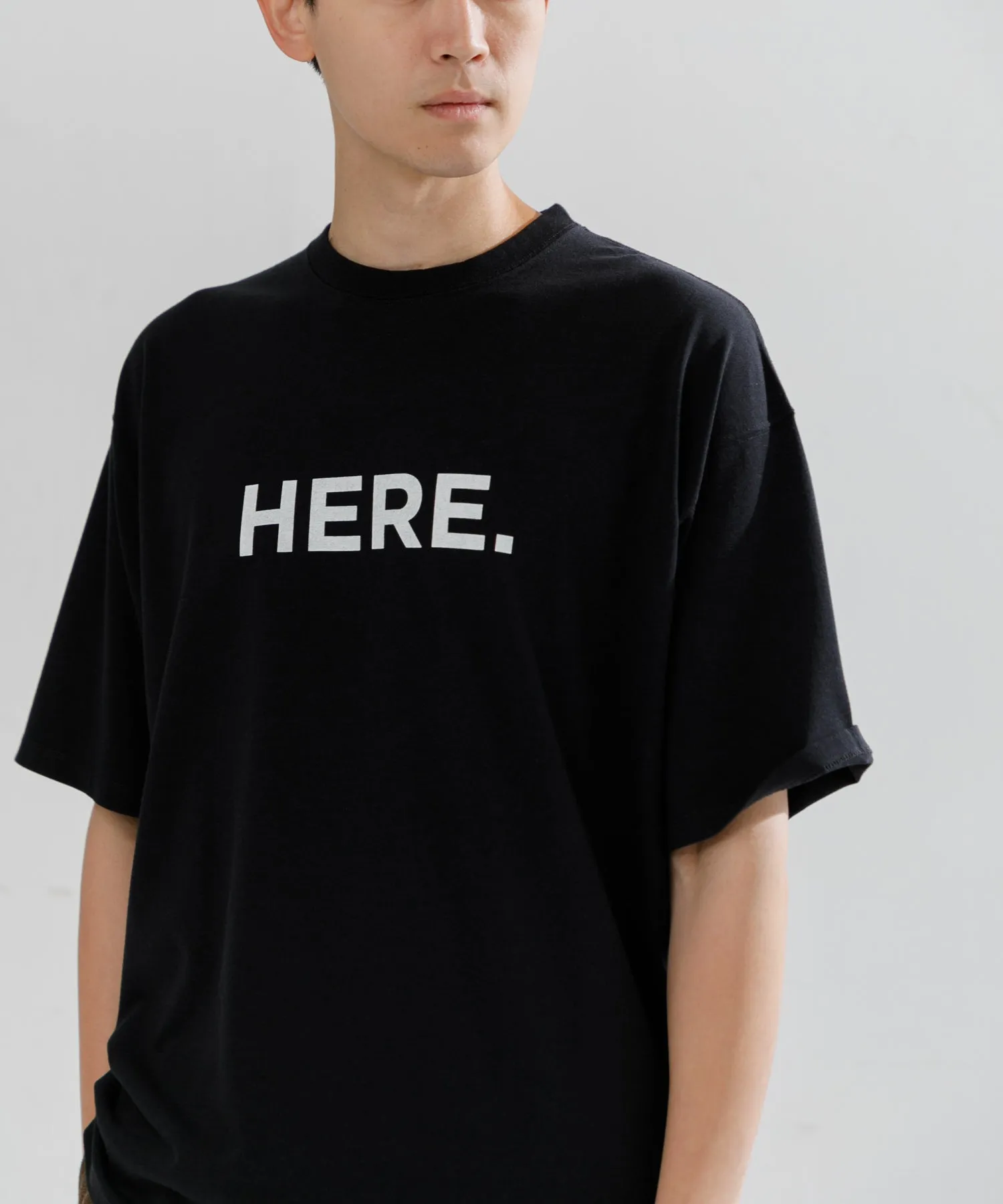 【MEN , WOMEN】YOU ARE SAFE HERE. TEE