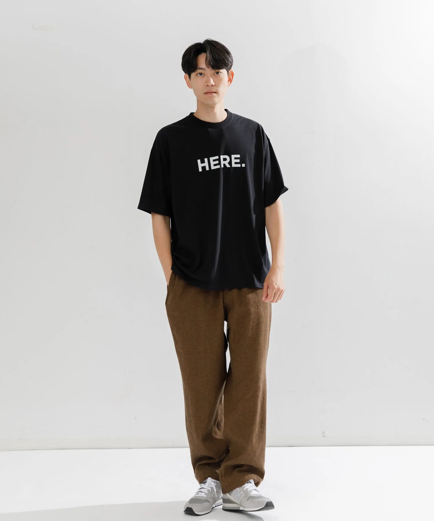 【MEN , WOMEN】YOU ARE SAFE HERE. TEE