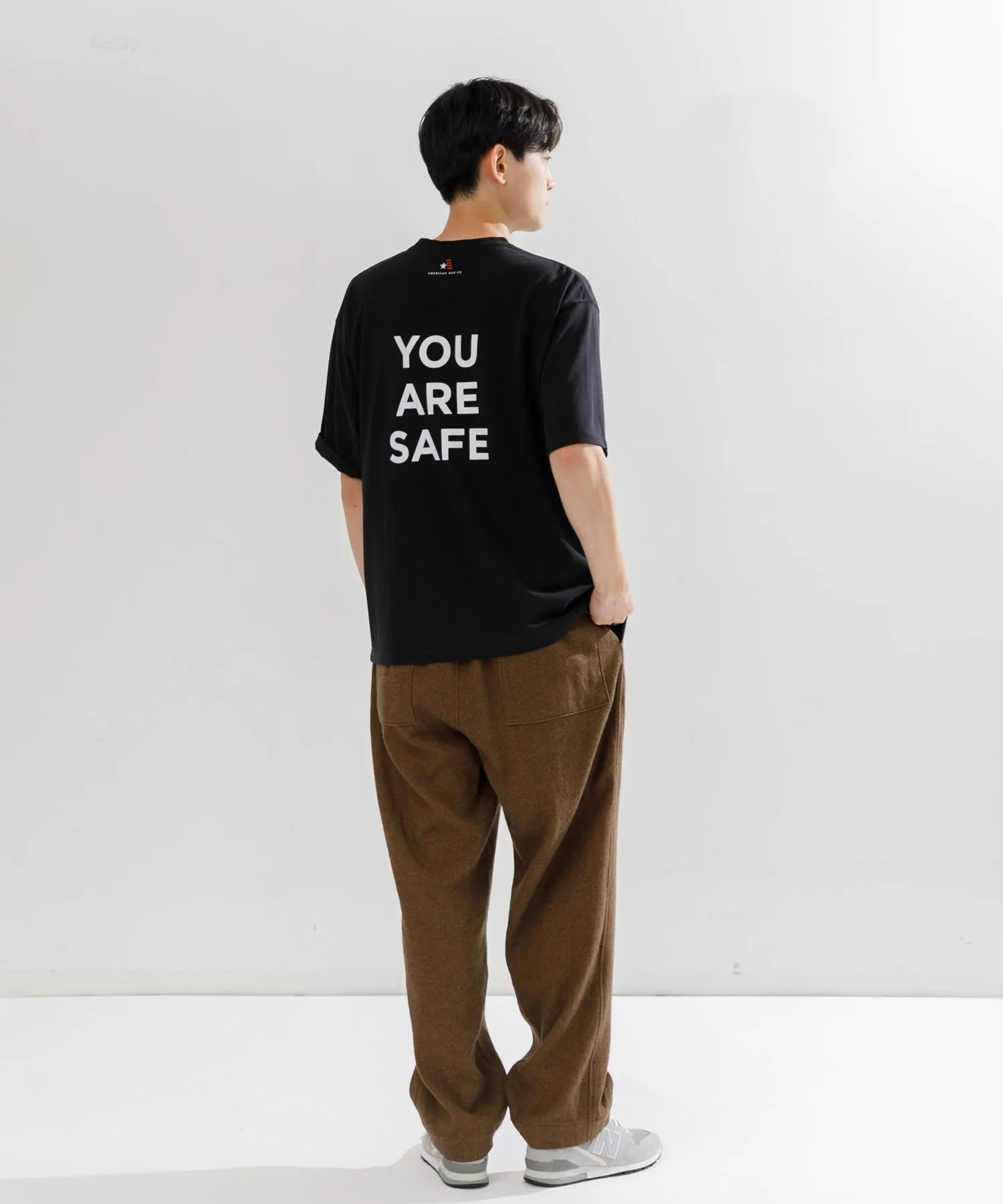 【MEN , WOMEN】YOU ARE SAFE HERE. TEE