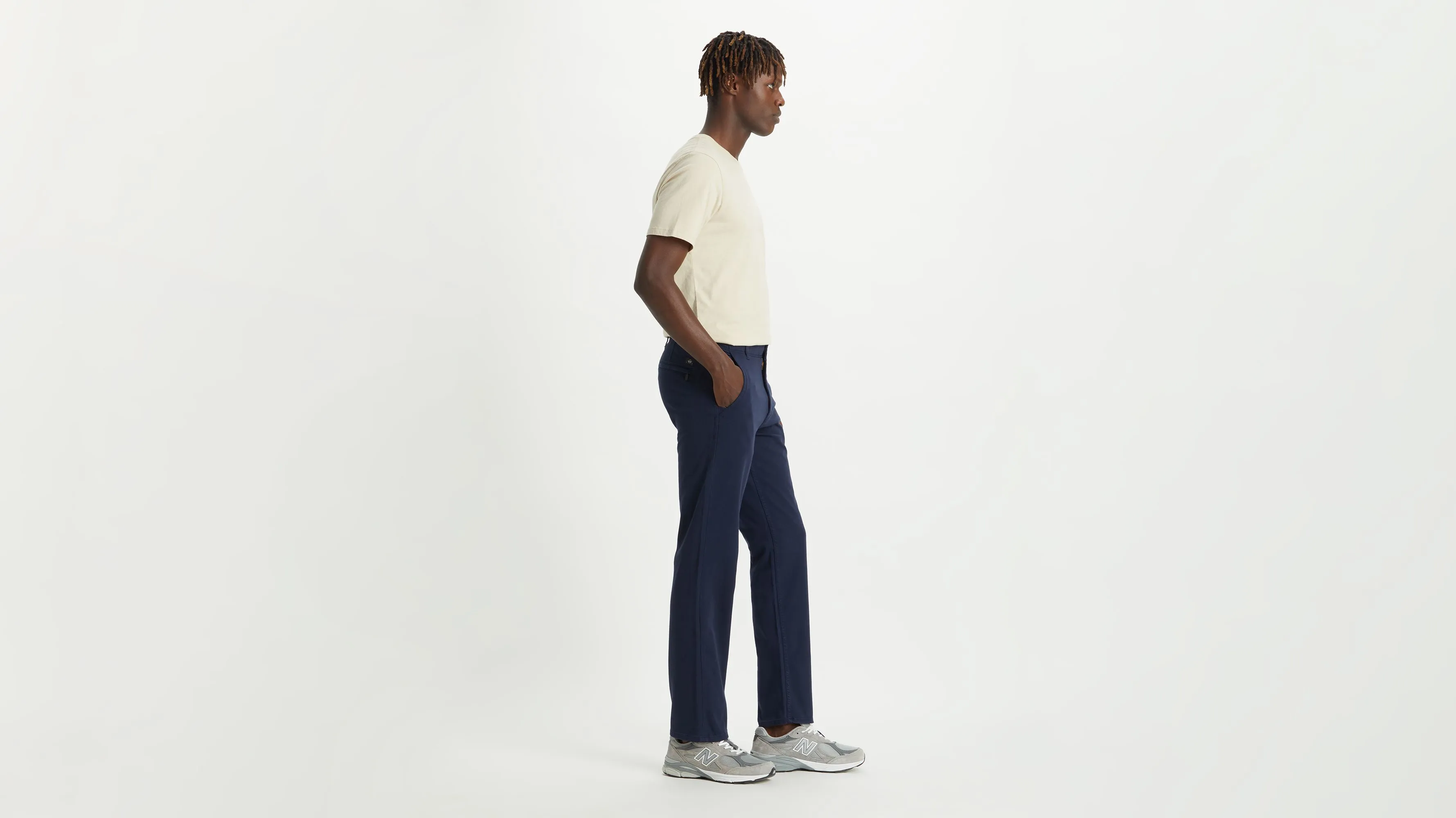 Men's Slim Fit Smart 360 Flex Alpha Khaki Pants