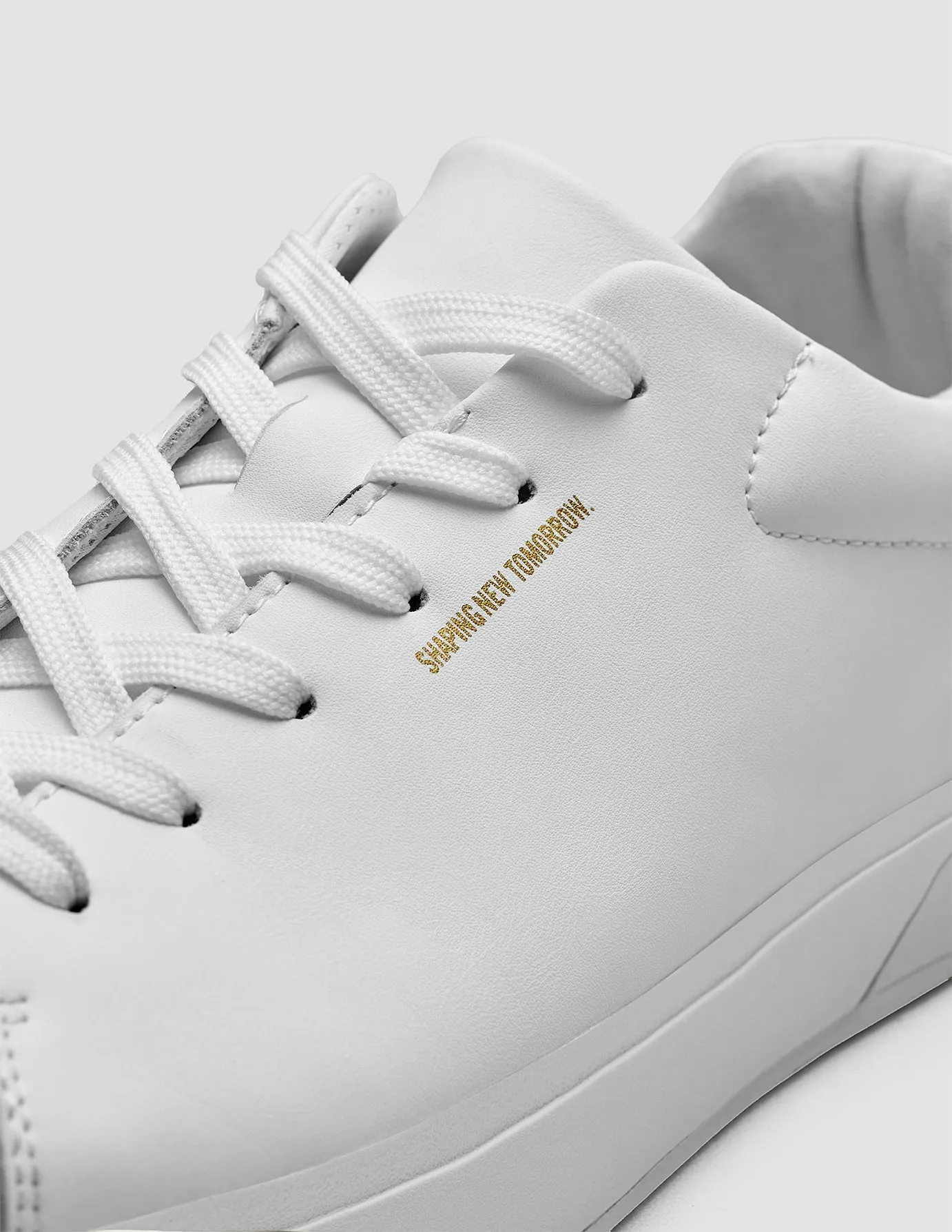 Reeklass Sneaker White