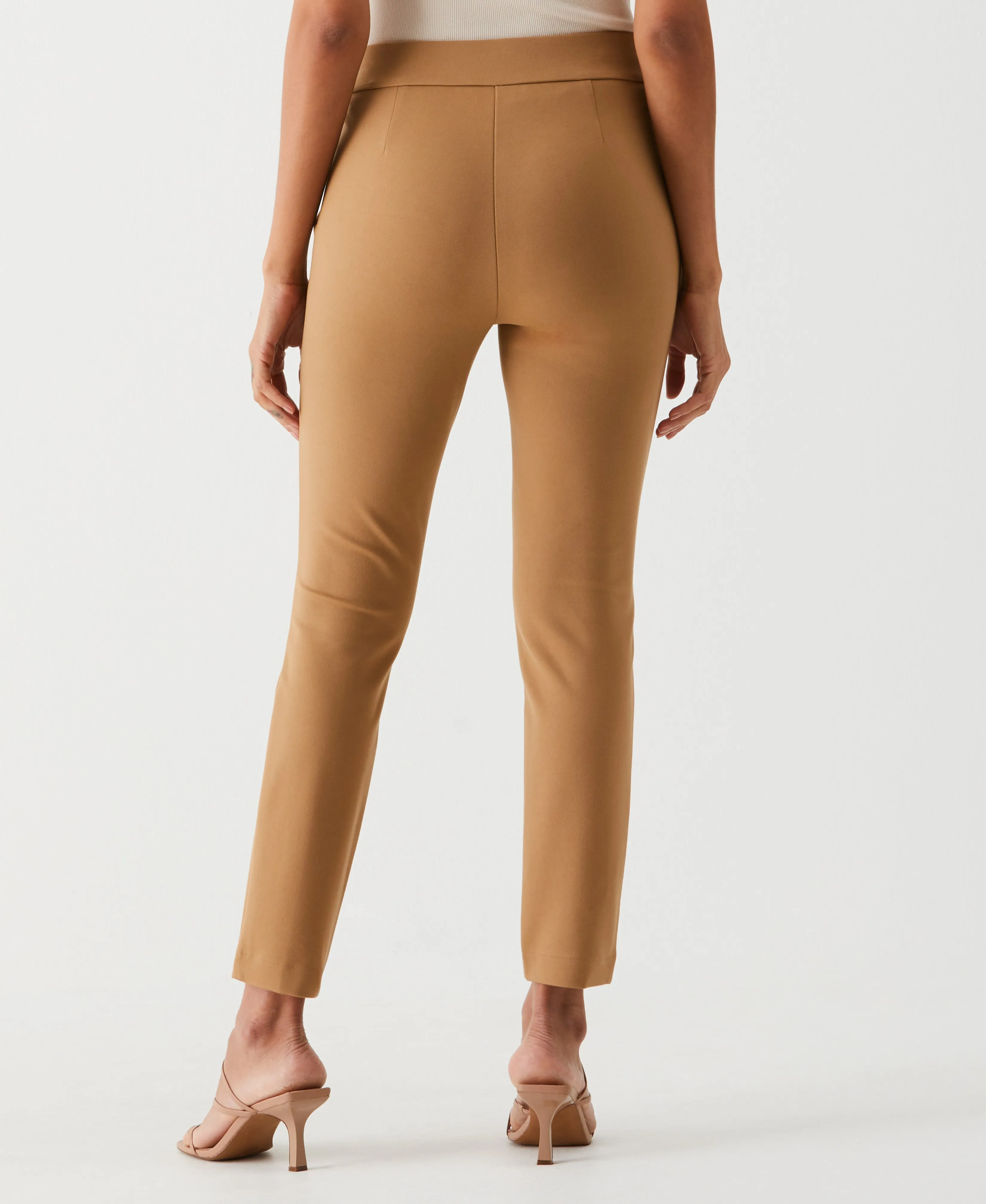 Slim Leg Ankle Pant with Hardware