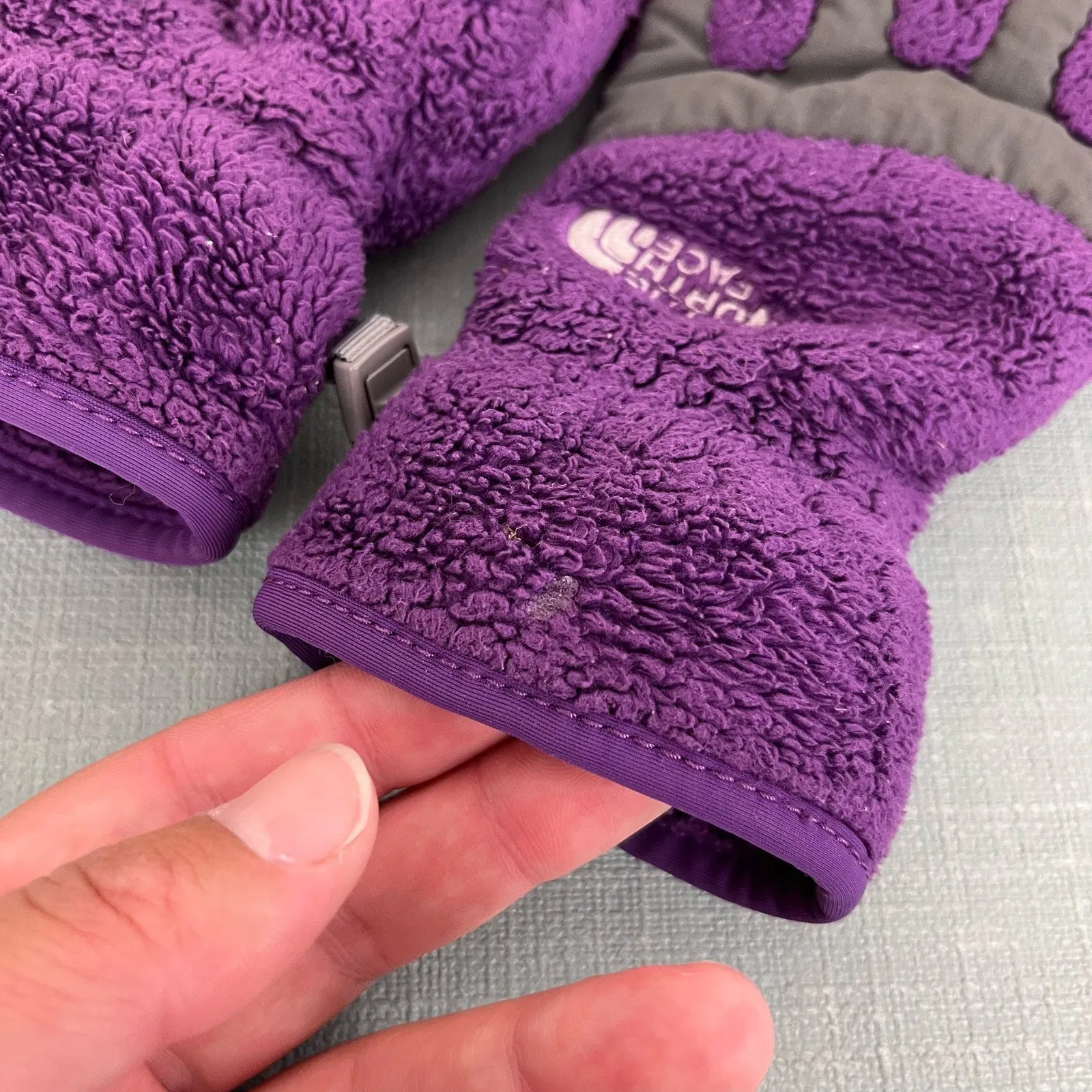 The North Face Purple Fleece Gloves