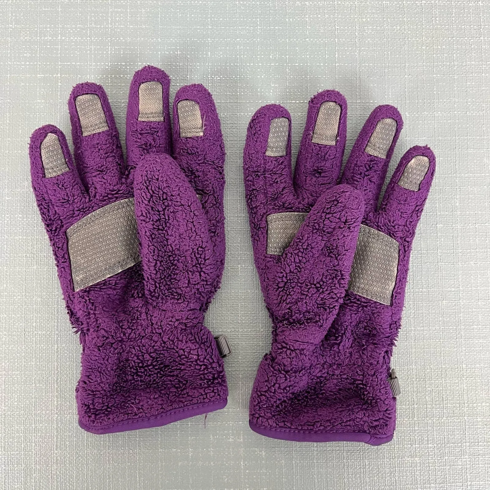 The North Face Purple Fleece Gloves