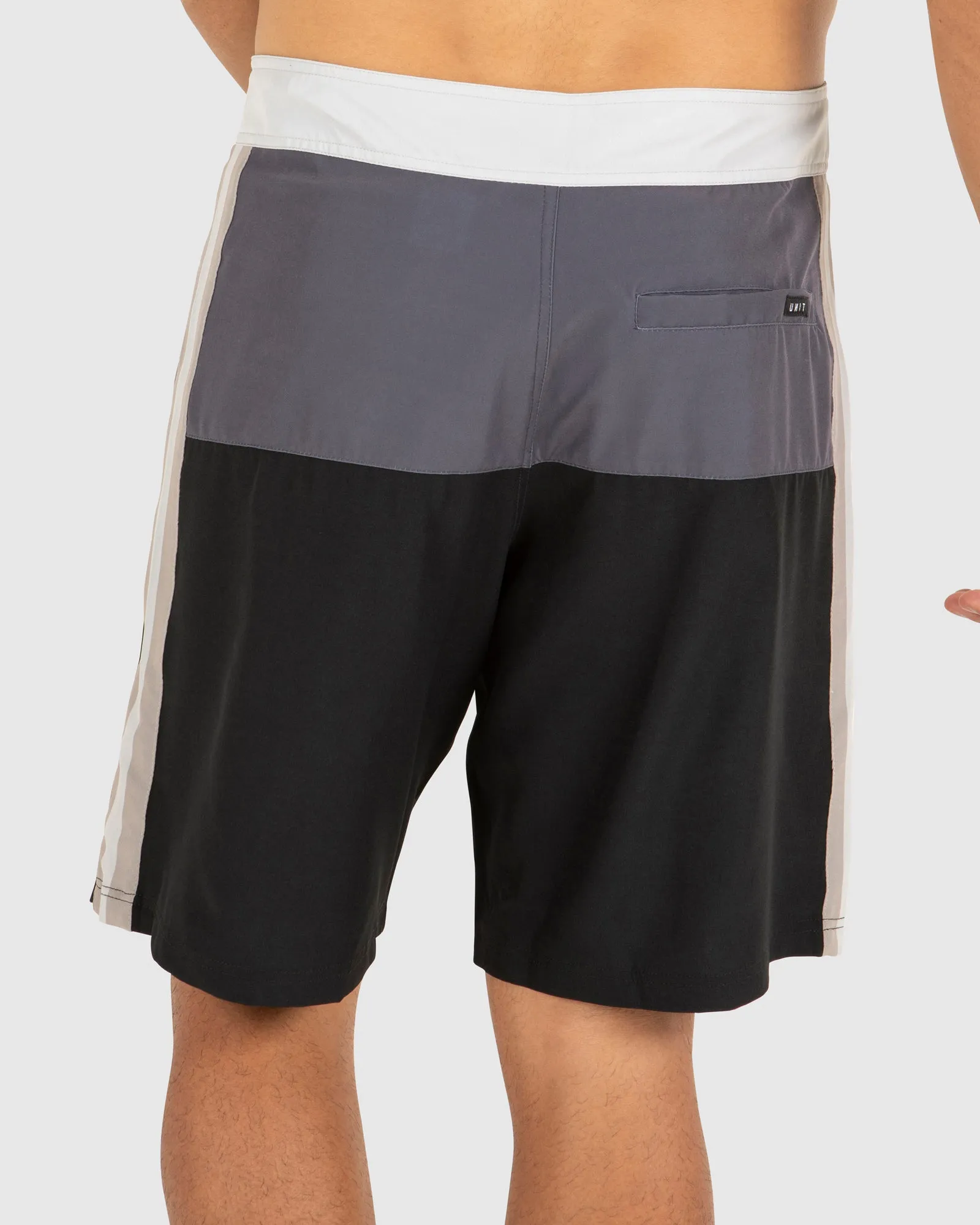 UNIT Path 19" Boardshorts